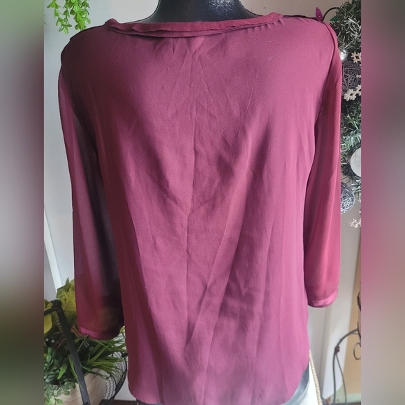 Ann Taylor Burgundy Blouse Size 10 - Picture 6 of 7